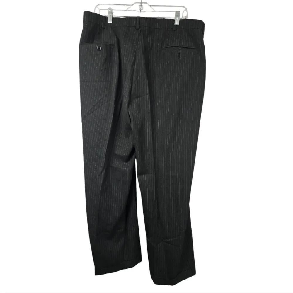Haggar Men's 38x29 Black Pinstripe Classic Pleated Front Dress Pant Cuff No Iron - Picture 8 of 15